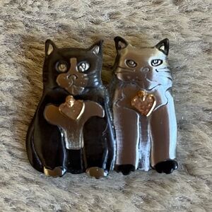 Vintage Shields Pewter Cat Pin